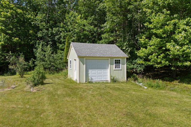 101 Mansion Road, Dunbarton, NH 03046