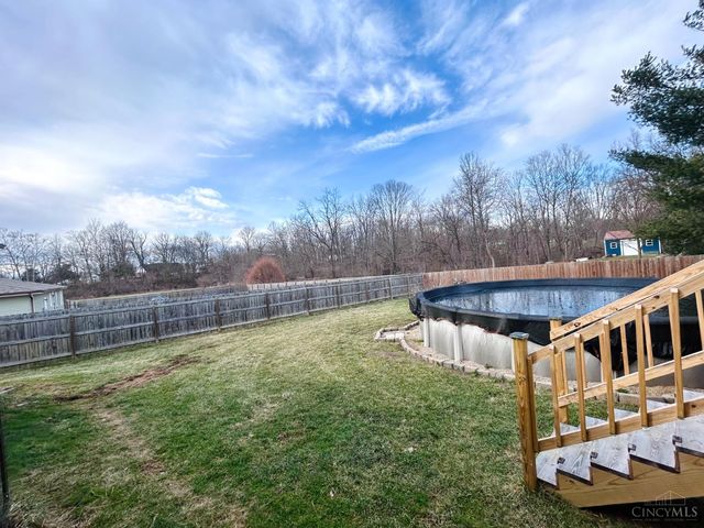 300 Adare Court, Lynchburg, OH 45142