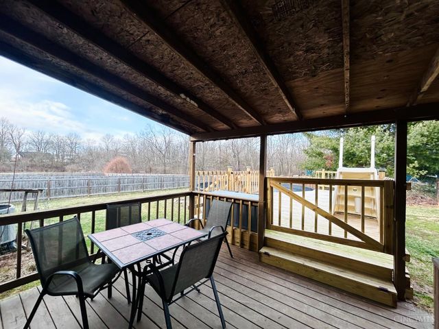 300 Adare Court, Lynchburg, OH 45142