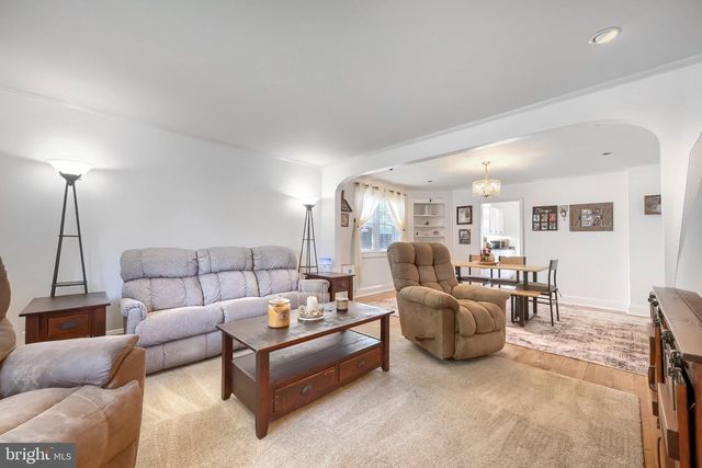 21 LIBERTY PKWY, Baltimore, MD 21222