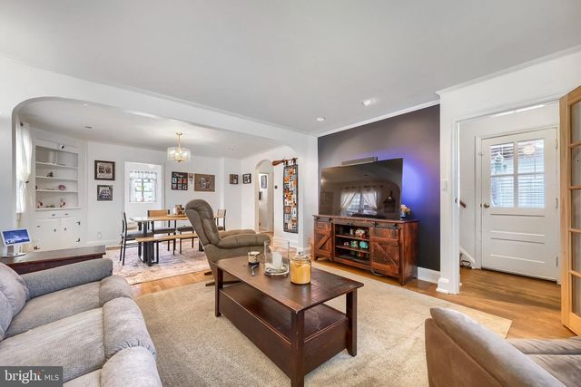 21 LIBERTY PKWY, Baltimore, MD 21222