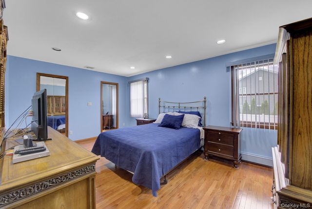 312 Eastlake Avenue, Massapequa Park, NY 11762