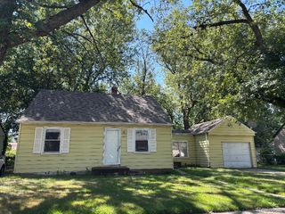 24409 Stanford, Dearborn Heights, MI 48125