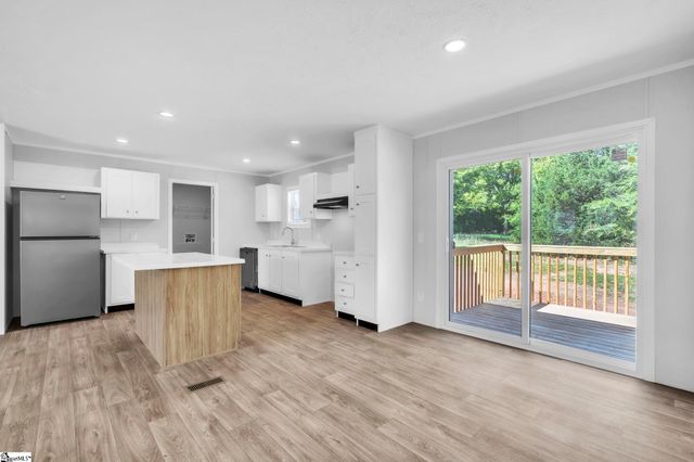 102 Kimberly Drive, Easley, SC 29642