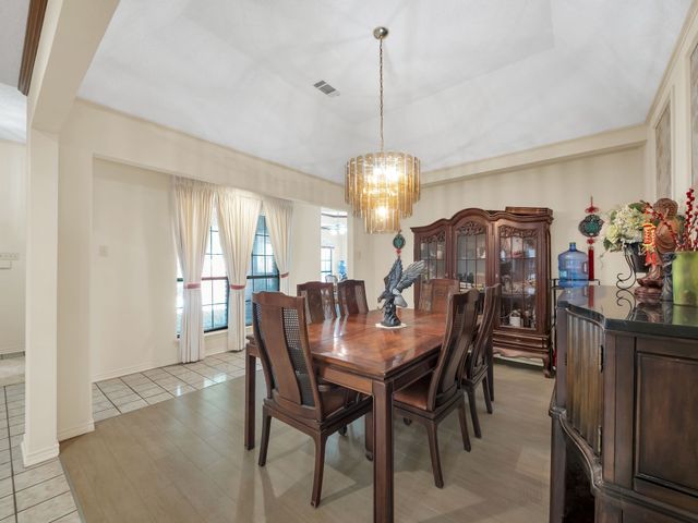 10211 Shadow Way, Dallas, TX 75243