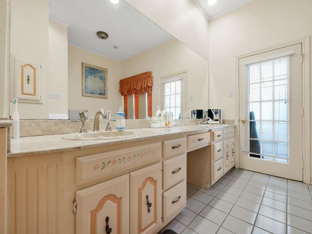 10211 Shadow Way, Dallas, TX 75243