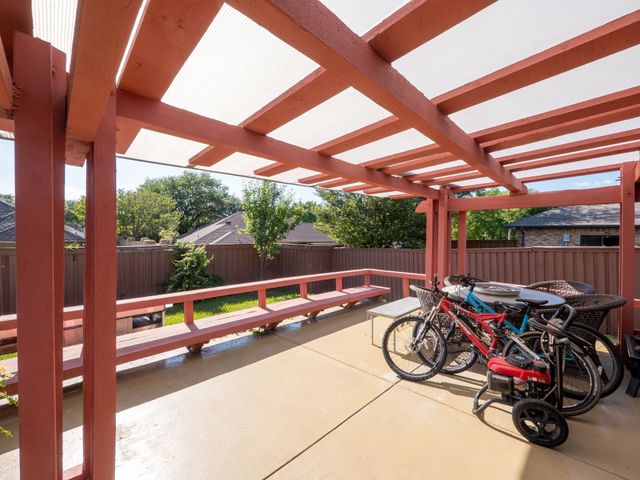 10211 Shadow Way, Dallas, TX 75243