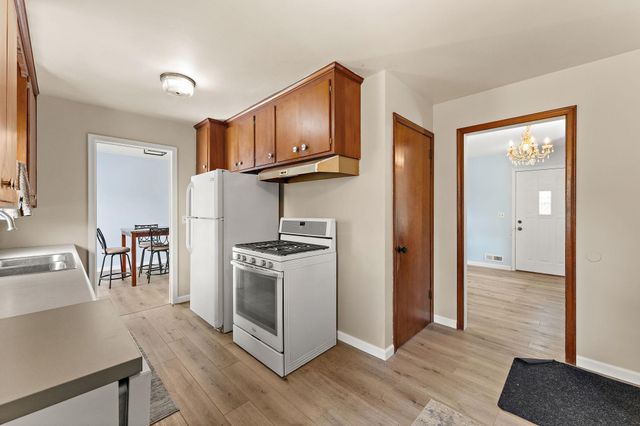 8820 Greenway Avenue S, Cottage Grove, MN 55016