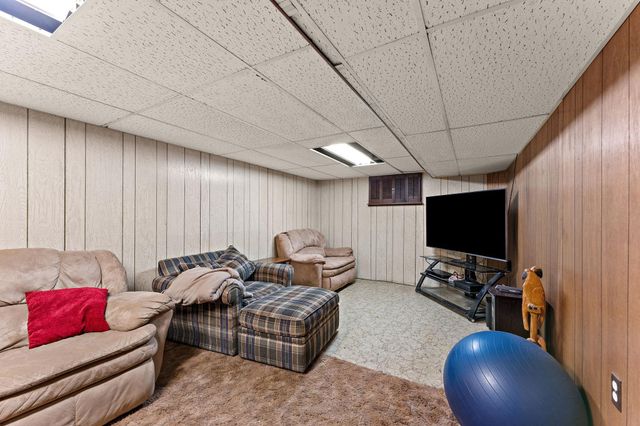 8820 Greenway Avenue S, Cottage Grove, MN 55016