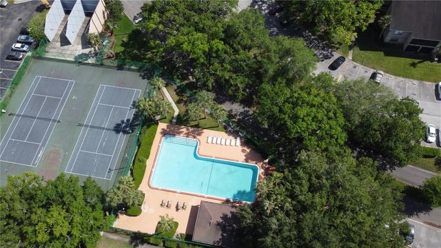 14317 HANGING MOSS CIRCLE 101, Tampa, FL 33613