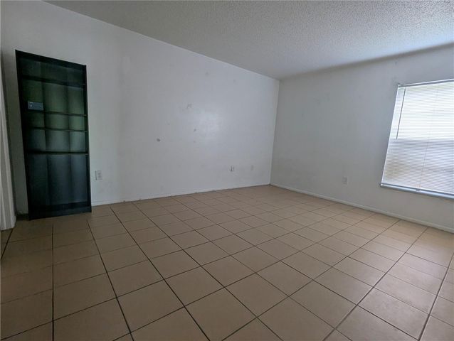 14317 HANGING MOSS CIRCLE 101, Tampa, FL 33613