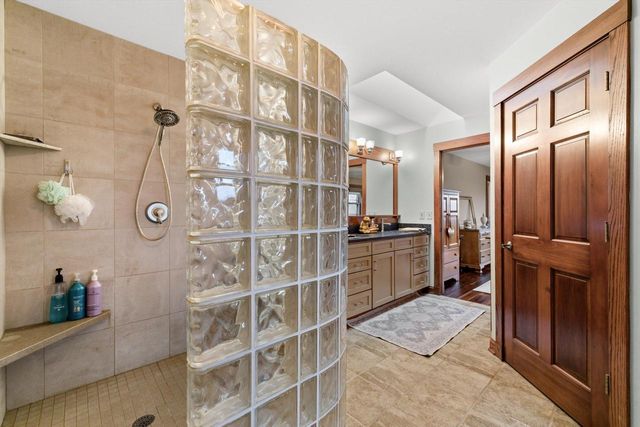 8604 222nd COURT, Salem, WI 53168