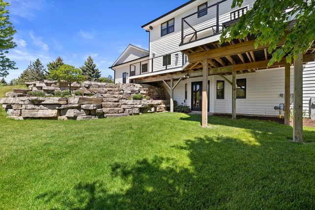 8604 222nd COURT, Salem, WI 53168