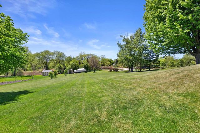 8604 222nd COURT, Salem, WI 53168