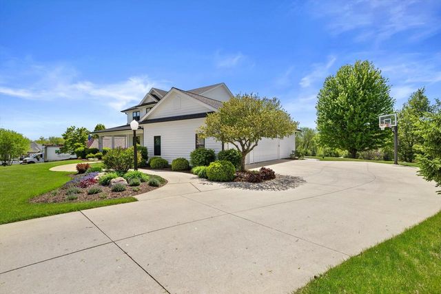 8604 222nd COURT, Salem, WI 53168