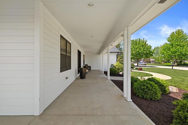 8604 222nd COURT, Salem, WI 53168