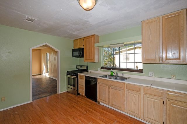 1322 N Powell Parkway, Anna, TX 75409