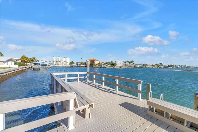 5575 GULF BOULEVARD 335, St Pete Beach, FL 33706