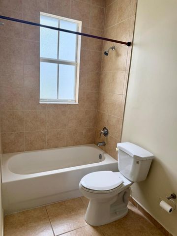7490 NW 115th Court, Doral, FL 33178