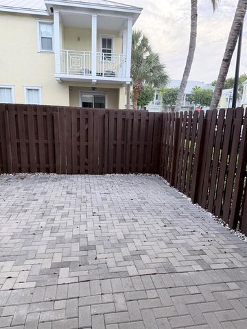 7490 NW 115th Court, Doral, FL 33178