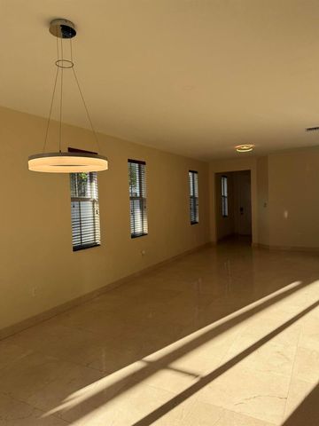7490 NW 115th Court, Doral, FL 33178