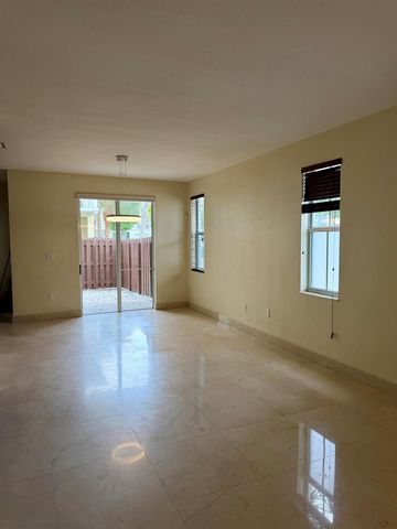 7490 NW 115th Court, Doral, FL 33178
