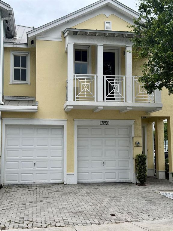7490 NW 115th Court, Doral, FL 33178