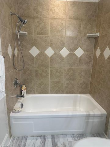 162 Golfview Drive, Bermuda Run, NC 27007