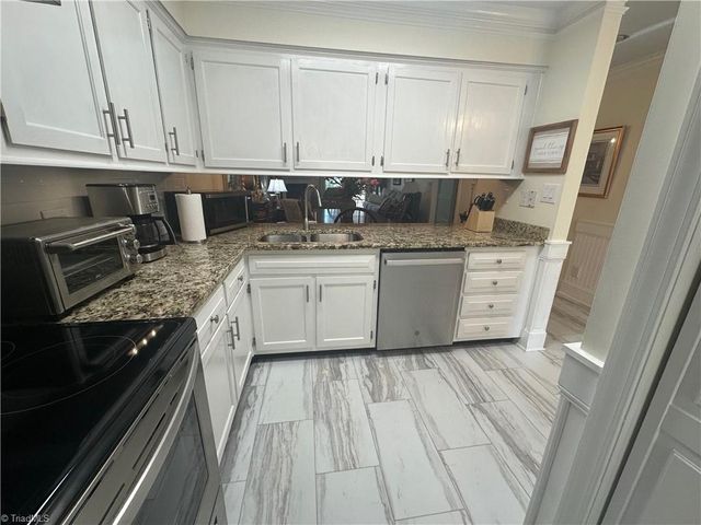 162 Golfview Drive, Bermuda Run, NC 27007