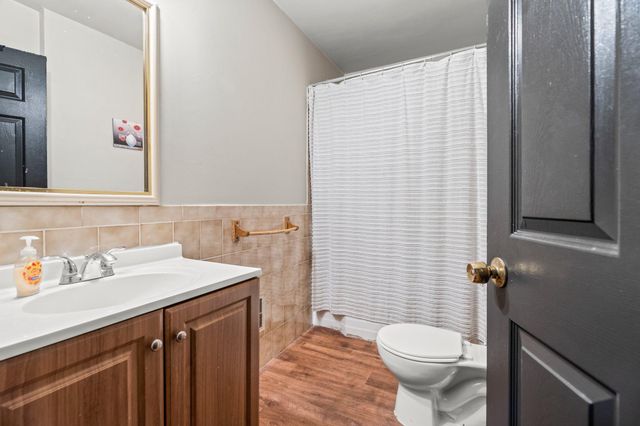 4127 WOODLAND AVE, Philadelphia, PA 19104