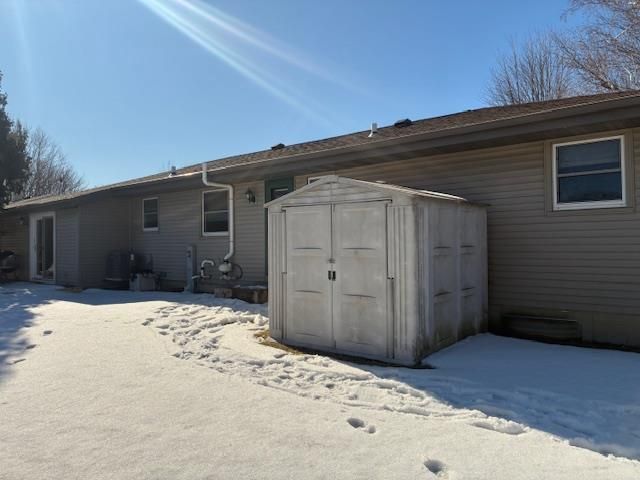 2314 N CLAREMONT DRIVE, Janesville, WI 53545