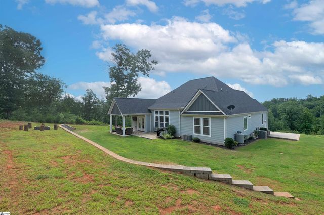 419 Navajo Court, Marietta, SC 29661