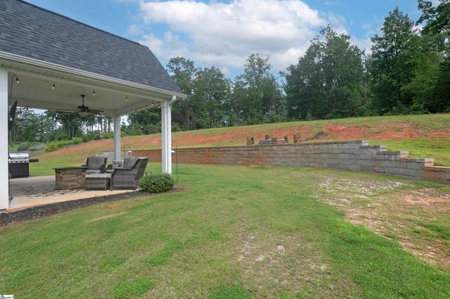 419 Navajo Court, Marietta, SC 29661