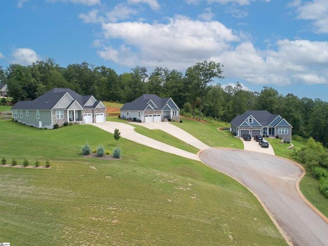 419 Navajo Court, Marietta, SC 29661