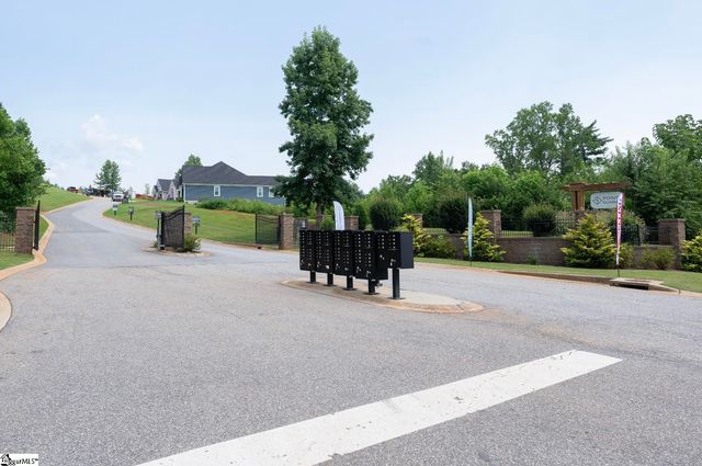 419 Navajo Court, Marietta, SC 29661
