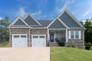 419 Navajo Court, Marietta, SC 29661