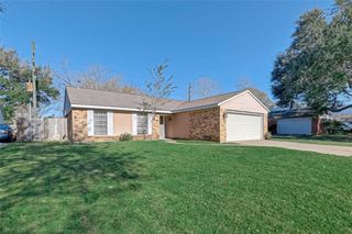 2411 Country Place Drive, Richmond, TX 77406