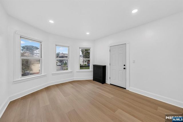 171 Edmund Avenue, Paterson, NJ 07502