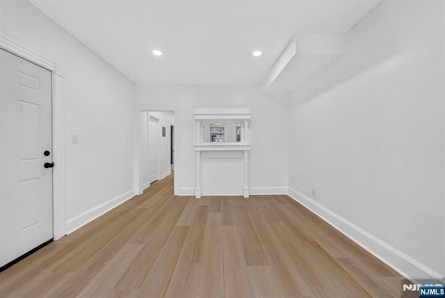 171 Edmund Avenue, Paterson, NJ 07502