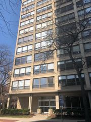 5050 S East End Avenue 2A, Chicago, IL 60615