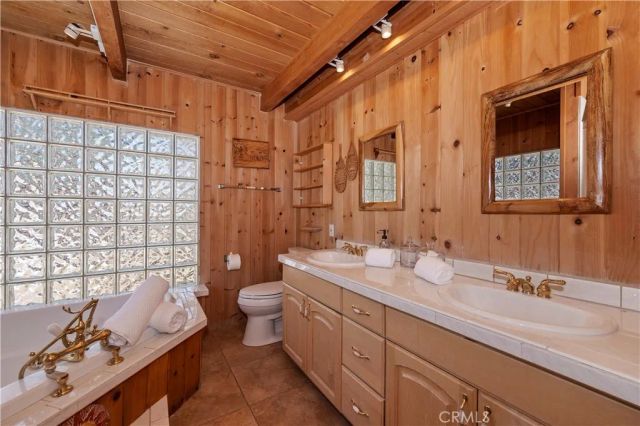 697 Villa Grove, Big Bear City, CA 92314