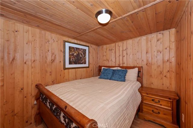 697 Villa Grove, Big Bear City, CA 92314