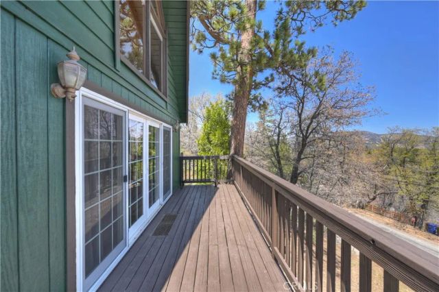697 Villa Grove, Big Bear City, CA 92314