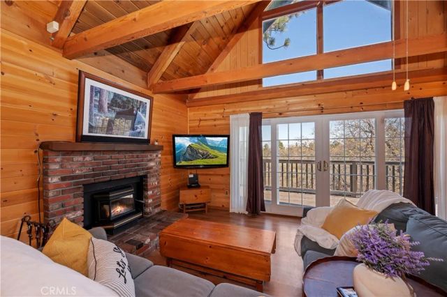 697 Villa Grove, Big Bear City, CA 92314