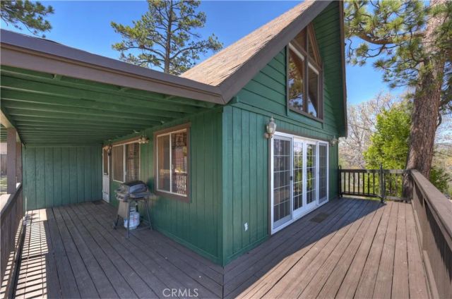 697 Villa Grove, Big Bear City, CA 92314
