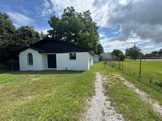 502 N Oak Street, Texas City, TX 77591