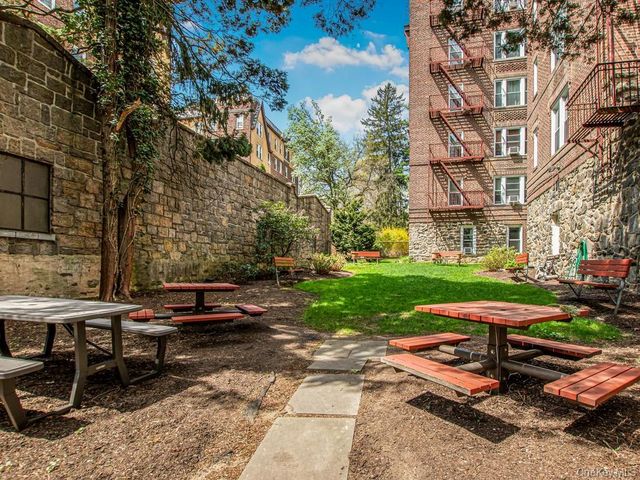 1440 Midland Avenue 5C, Bronxville, NY 10708