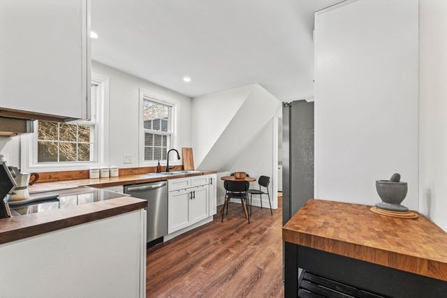 1142 Washington Street 2, Whitman, MA 02382