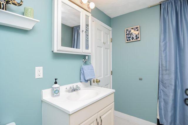 43 Warren St, Revere, MA 02151