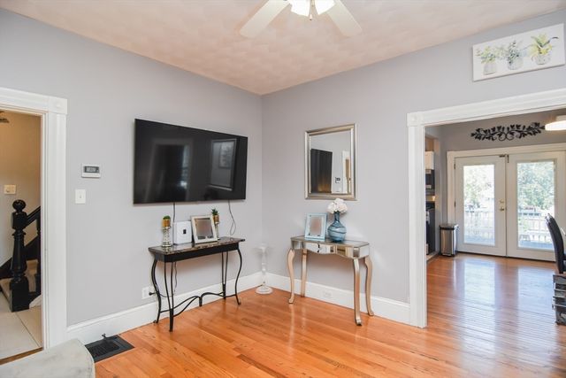43 Warren St, Revere, MA 02151